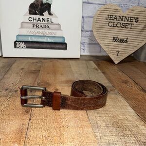 Vintage 
Abercrombie & Fitch unisex Brown leather Belt
Size S/M